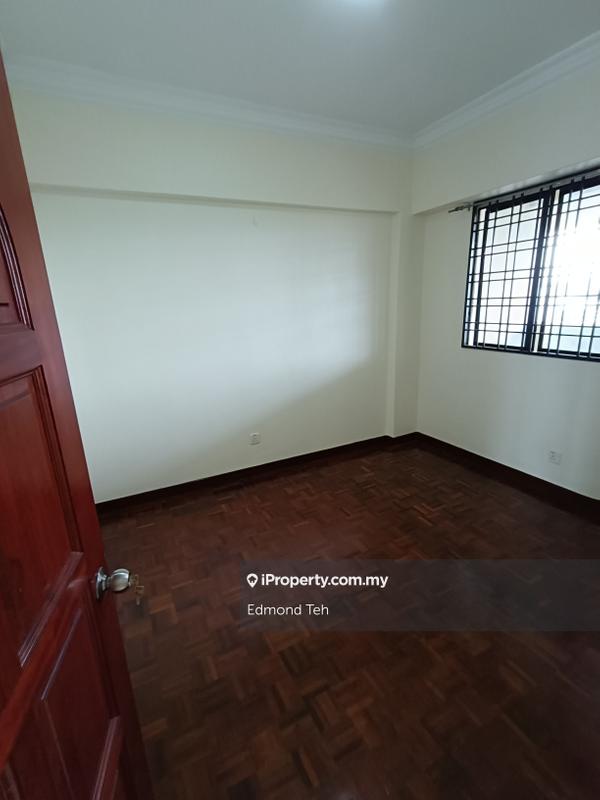 Apartment for Sale in Anjung Hijau (Greenfields) by Edmond Teh - iProperty.com.my
