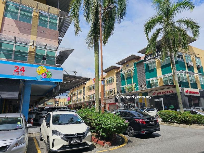 Shop for Sale in Kelana Jaya, Petaling Jaya by Wilson Yong - iProperty.com.my
