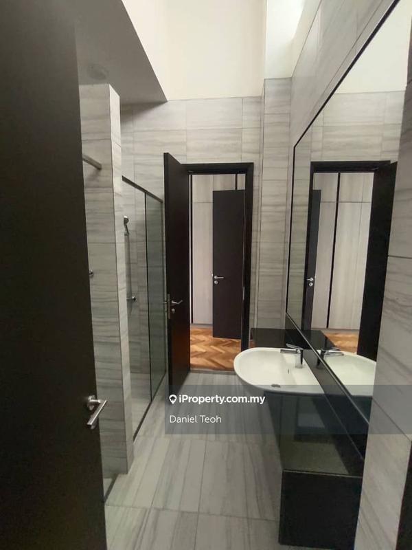 Rumah Berangkai 2.5 Tingkat untuk Dijual di Seafront Ariza Terrace E&O Tanjung Tokong Penang, Tanjung Tokong oleh Daniel Teoh - iProperty.com.my