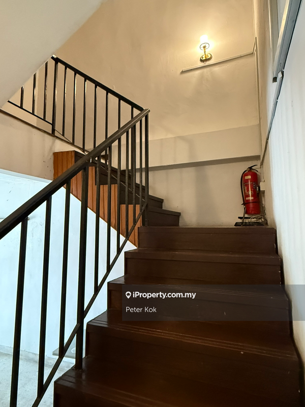 Rumah Berangkai 2 Tingkat untuk Dijual di SS2, Petaling Jaya oleh Peter Kok - iProperty.com.my