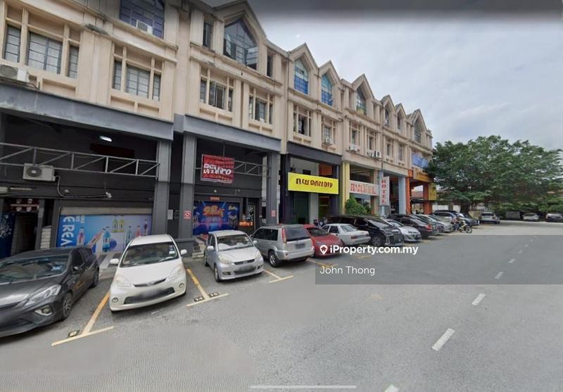 For Sale - Desa Aman Puri 1.5 Storey Shop Freehold Prime Location Ample Parking