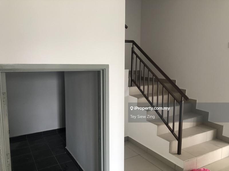 Rumah Bandar untuk Dijual di 28 Residency, Salak Tinggi, Sepang, Sepang oleh Tey Siew Zing - iProperty.com.my