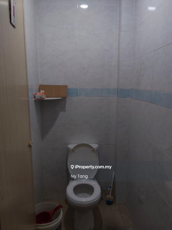 Shop for Sale in Ipoh, Perak by Ivy Tang - Bathroom - iProperty.com.my