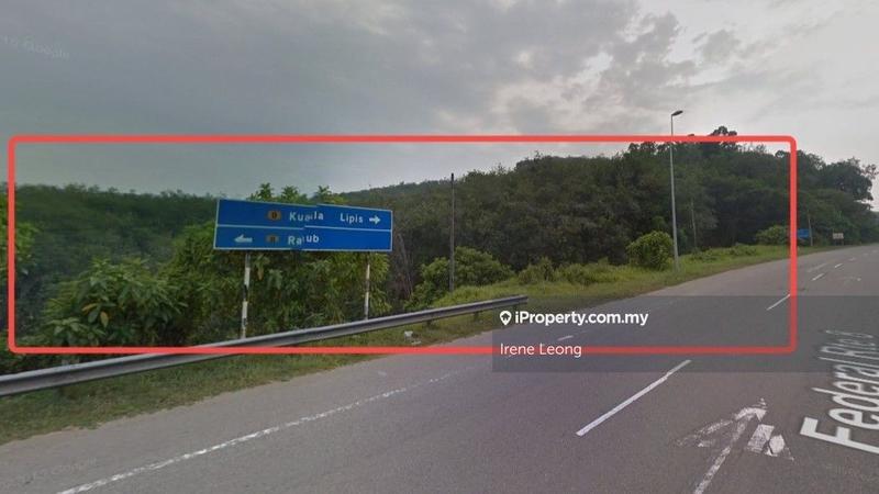 For Sale - 5.7 acres Lipis Benta Facing Main Road Development Land For Sale