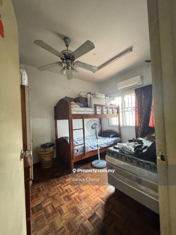 Rumah Teres 2-Tingkat untuk Dijual di Bandar Putra Permai, Seri Kembangan oleh Janice Chong - iProperty.com.my