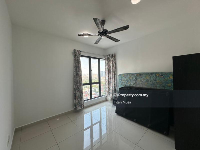 Residensi Servis untuk Dijual di KL Traders Square oleh Intan Musa - iProperty.com.my