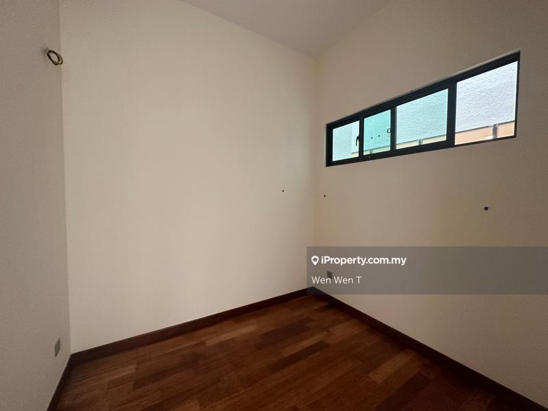 Residensi Servis untuk Dijual di Senada Residence @ KLGCC Resort oleh Wen Wen T - iProperty.com.my