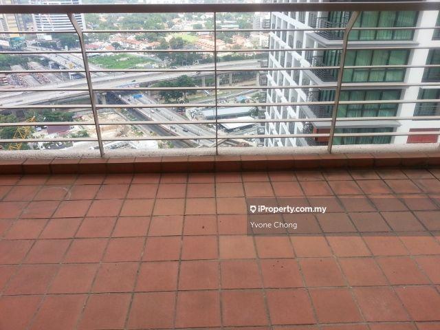 Kondominium untuk Dijual di Hampshire Park Condominium oleh Yvone Chong - iProperty.com.my