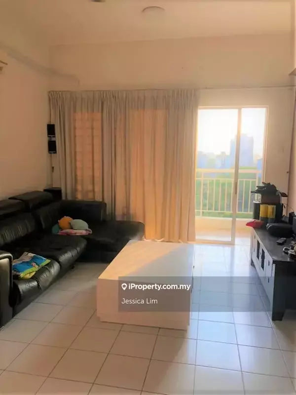 For Sale - Plaza Menjalara