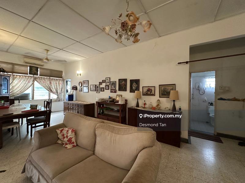 Rumah Berkembar untuk Dijual di Seksyen 17, Petaling Jaya oleh Desmond Tan - iProperty.com.my
