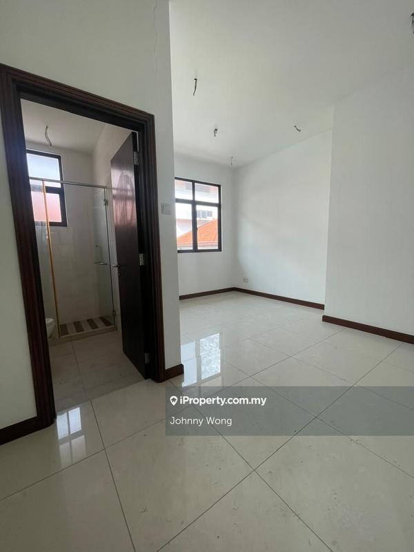 Bungalow House for Sale in Damai Gayana, Cheras by Johnny Wong - iProperty.com.my