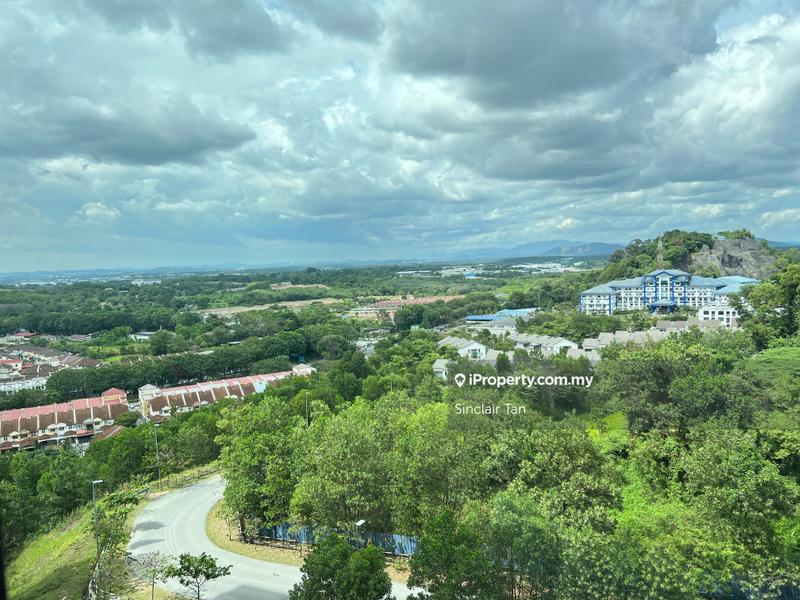 Kediaman Servis untuk Dijual di The Heights Residence oleh Geoffery Wee - iProperty.com.my