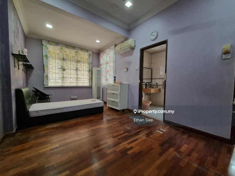 Rumah Berkembar untuk Dijual di Semi-D, Bukit Rahman Putra BRP 5, Shah Alam, Sungai Buloh oleh Ethan Swe - iProperty.com.my
