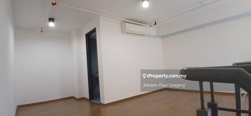 Service Residence for Sale in Pinnacle Petaling Jaya by Johann Paul Gregory - iProperty.com.my