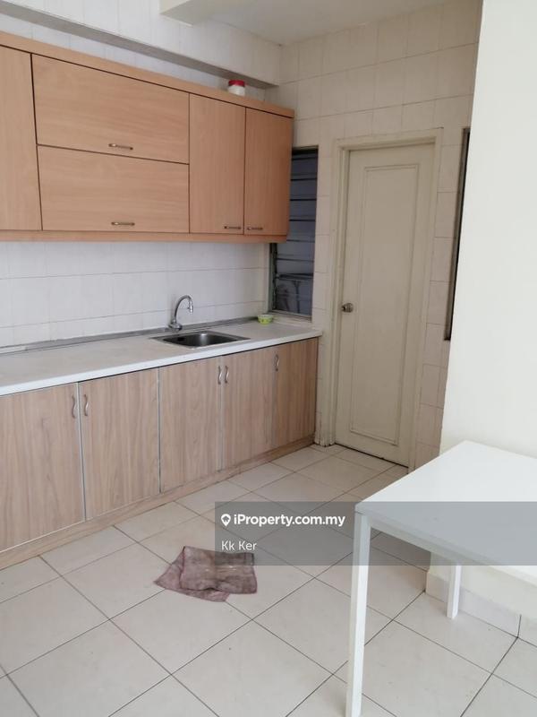 Residensi Servis untuk Dijual di E-Tiara oleh Kk Ker - iProperty.com.my
