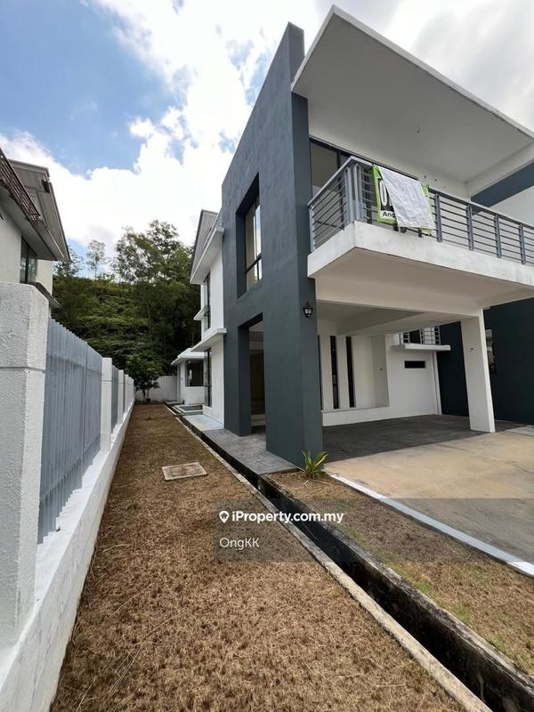 Rumah Berkembar untuk Dijual di Puteri Heights, Rawang oleh OngKK - iProperty.com.my
