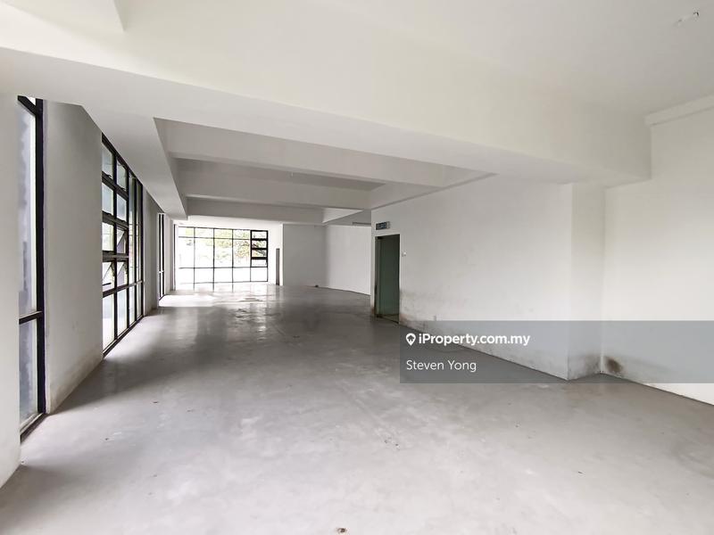 Commercial Semi-D for Sale in Taman Equine, Seri Kembangan by Steven Yong - iProperty.com.my