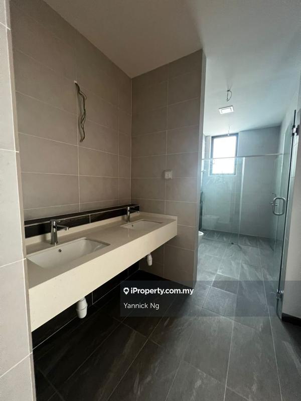 Rumah Teres 3-Tingkat untuk Dijual di BANDAR PUCHONG JAYA, Puchong oleh Yannick Ng - iProperty.com.my
