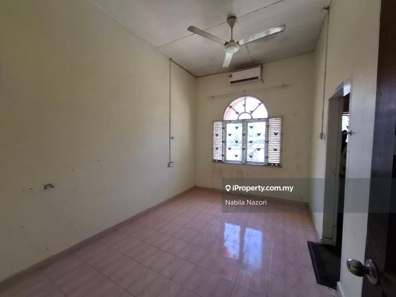 Banglo untuk Dijual di Kampung Padang Bongor, Kota Bharu oleh Nabila Nazori - iProperty.com.my