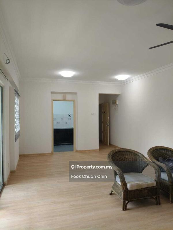 Condominium for Sale in Menara D'sara by John Chin - Living Room - iProperty.com.my