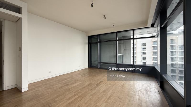 For Sale - Condominium @ The Troika