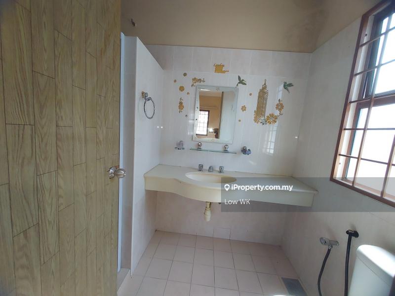 Bungalow House for Sale in Bandar Baru Sri Petaling, Sri Petaling by Low WK - iProperty.com.my