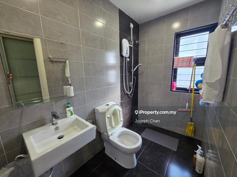 Rumah Teres 2-Tingkat untuk Dijual di Taman Cahaya Alam, Shah Alam oleh Joseph Chan - iProperty.com.my