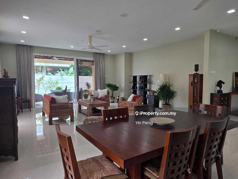 Bungalow House for Sale in Taman Tun Dr Ismail, Kuala Lumpur by Yin Peng - Living Room - iProperty.com.my
