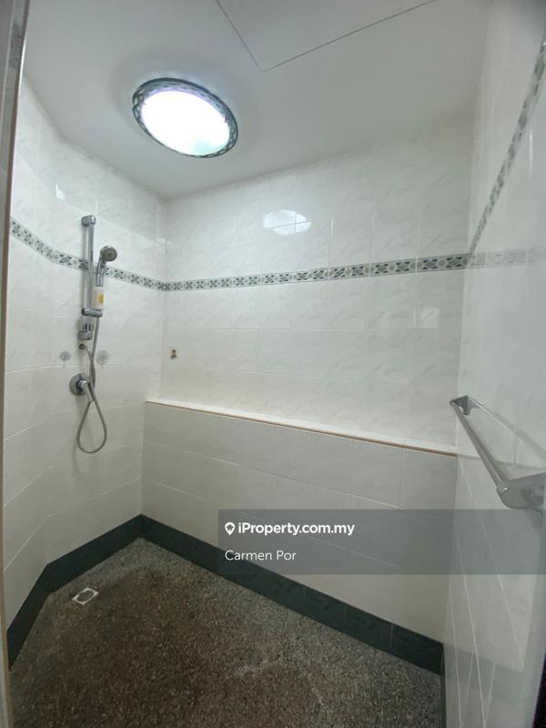 Kondominium untuk Disewa di Gurney Beach Resort oleh Carmen Por - iProperty.com.my