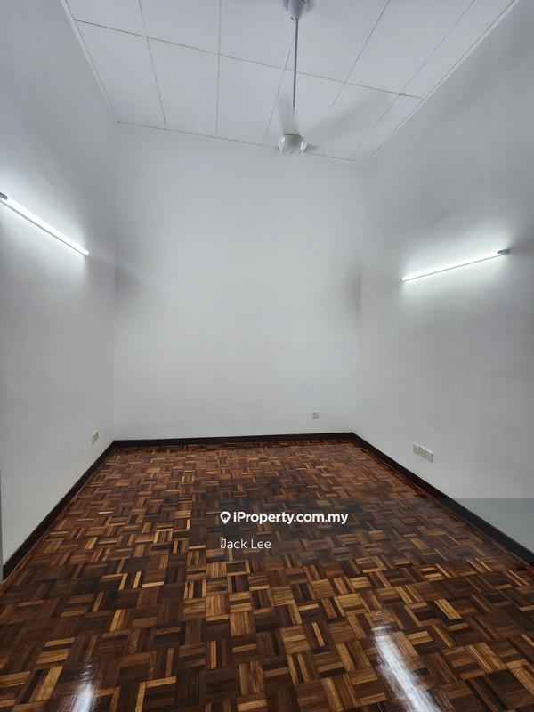 Rumah Berangkai 2 Tingkat untuk Dijual di Bandar Utama 10, Bandar Utama oleh Jack Lee - iProperty.com.my