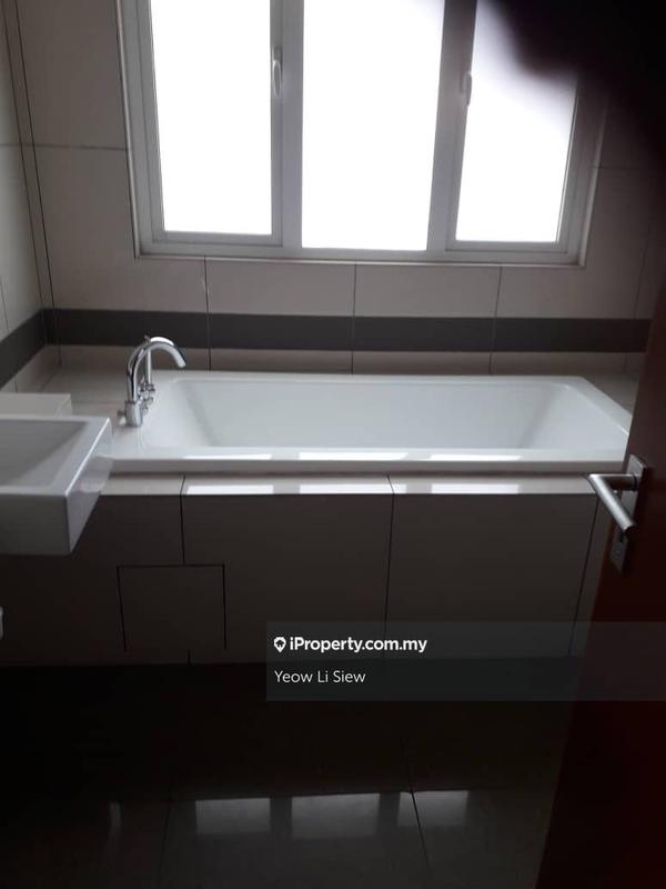 Rumah Berkembar untuk Dijual di Mont Kiara, Kuala Lumpur oleh Yeow Li Siew - iProperty.com.my