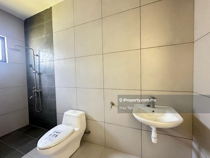 Rumah Berkembar untuk Dijual di Taman Setia Mutiara, Kluang oleh May Tan - iProperty.com.my