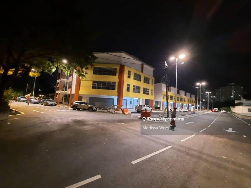 Shop untuk Dijual di Taman Overseas Union (Taman Oug), Jalan Klang Lama (Old Klang Road) oleh Merlissa Wong - iProperty.com.my