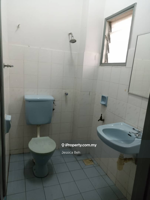 Rumah Teres 2-Tingkat untuk Dijual di Usj 13, Subang Jaya oleh Jessica Beh - iProperty.com.my