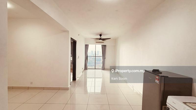 Service Residence for Rent in Lakeview Suites @ Edumetro by Ken Soon - Living Room - iProperty.com.my