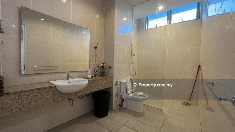 Rumah Berkembar untuk Dijual di Jalan Cahaya, Sungai Penchala oleh Huda - iProperty.com.my
