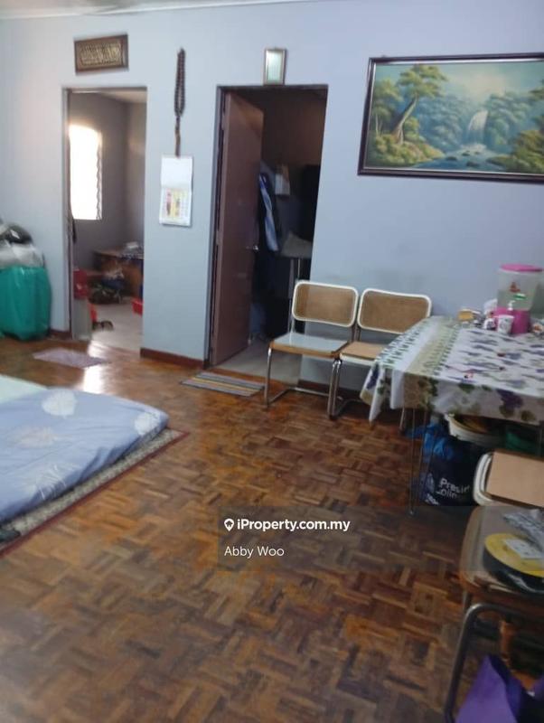 Rumah Pangsa untuk Dijual di Flat PKNS Seksyen 8 oleh Abby Woo - iProperty.com.my