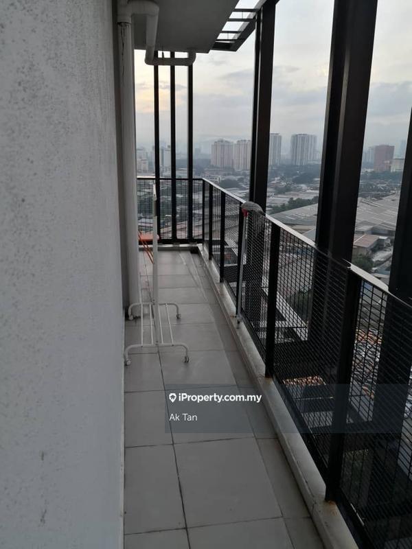 Service Residence for Sale in Flexus Signature by Daren Tan - iProperty.com.my