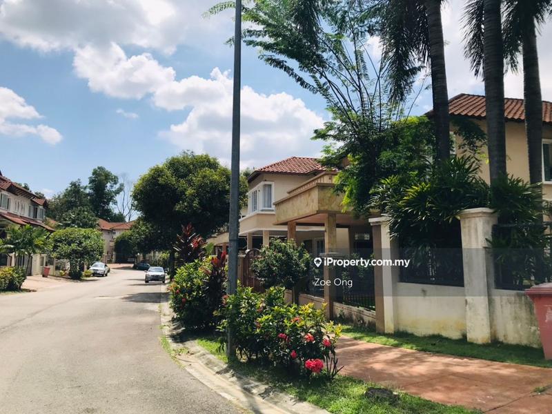 Rumah Berkembar untuk Dijual di Kota Damansara, Selangor oleh Zoe Ong - iProperty.com.my
