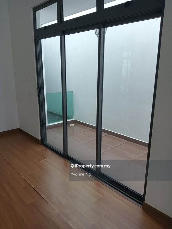 Rumah Berkembar untuk Dijual di Gelang Patah, Johor oleh Yvonne Ng - iProperty.com.my