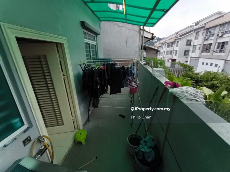 3-storey Terraced House for Sale in Selayang, Gombak by Philip Chan - iProperty.com.my