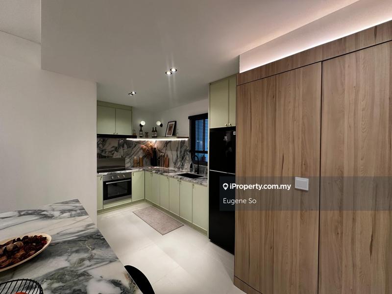 Residensi Servis untuk Dijual di Putra Heights : Serasi Residences oleh Eugene So - iProperty.com.my