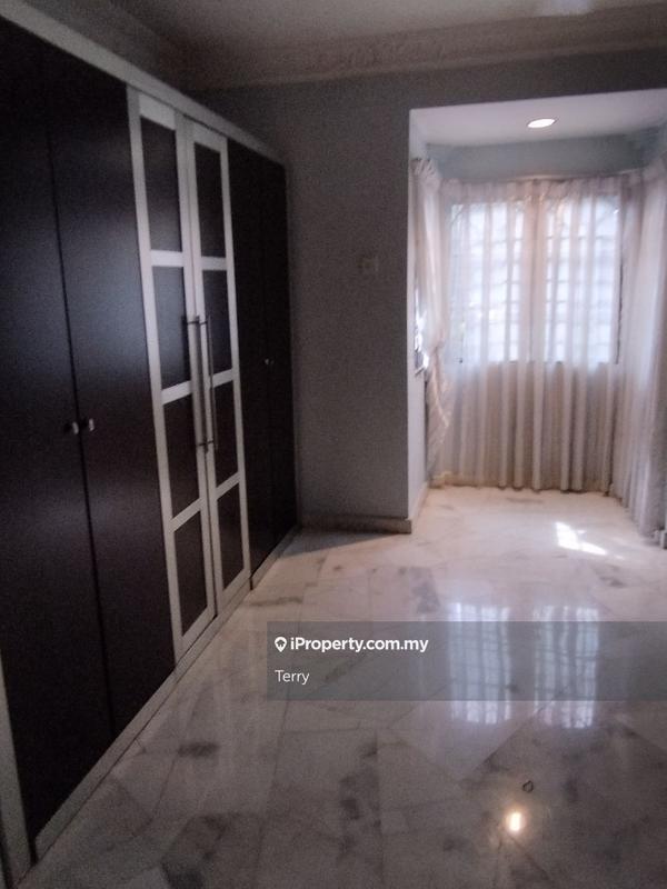 Rumah Berangkai 2 Tingkat untuk Dijual di Taman Subang Mewah, Subang Jaya oleh Terry - iProperty.com.my