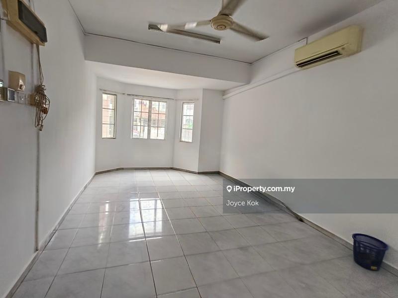 Rumah Teres 2-Tingkat untuk Dijual di Usj 11, Subang Jaya oleh Joyce Kok - iProperty.com.my