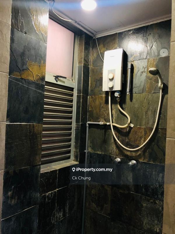 Condominium untuk Dijual di Riana Green Condominium oleh Ck Chung - iProperty.com.my