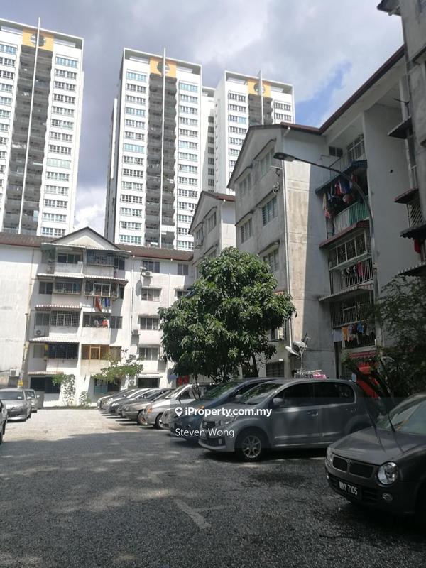 Flat for Sale in Happy Garden Flat by Steven Wong - iProperty.com.my