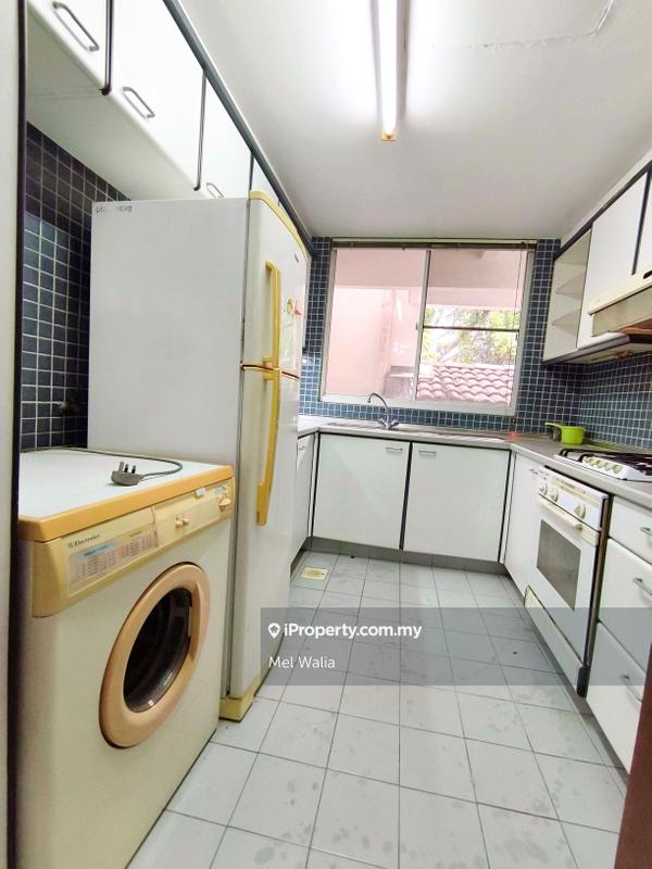 Kondominium untuk Dijual di Ampang 212 oleh Mel Walia - iProperty.com.my