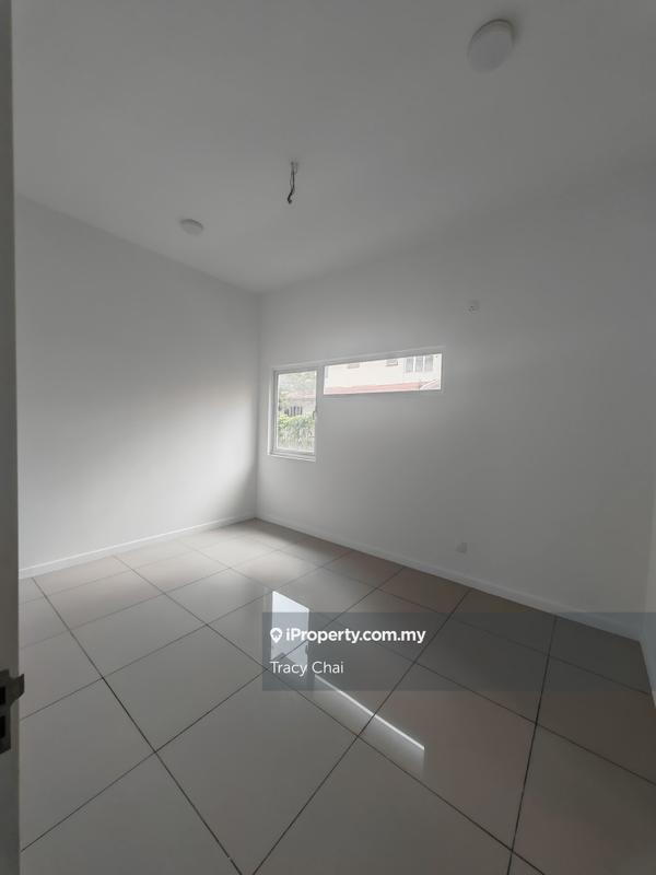 Rumah Berangkai 4 Tingkat untuk Dijual di Canary Residensi, Cheras oleh Tracy Chai - iProperty.com.my