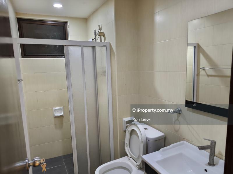 Kediaman Servis untuk Disewa di Saville Residence oleh Ron Liew - Bathroom - iProperty.com.my