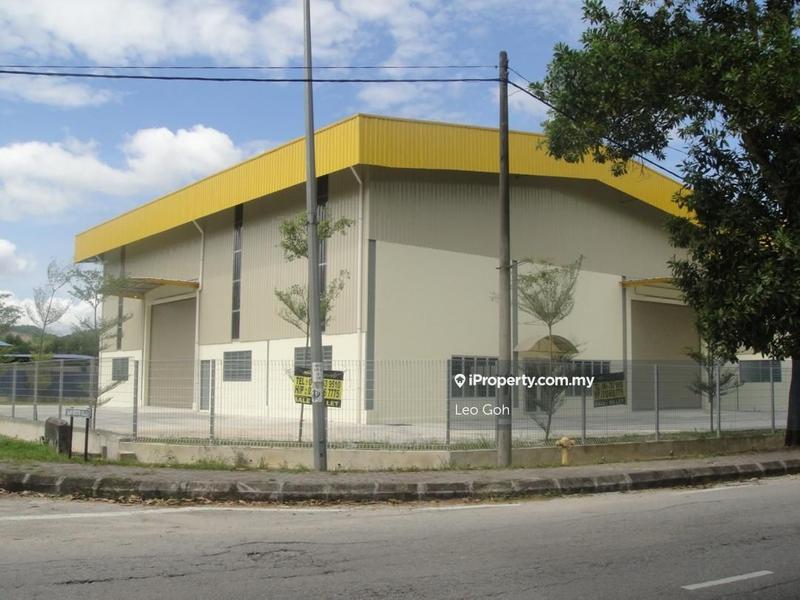 For Sale - Labu Galla Industrial Seremban warehouse with factory land for sell